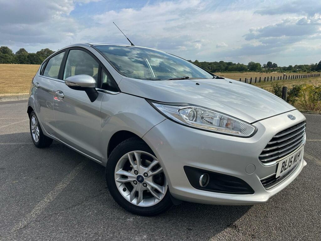 Ford Fiesta 1.25 Zetec Euro 6 Silver