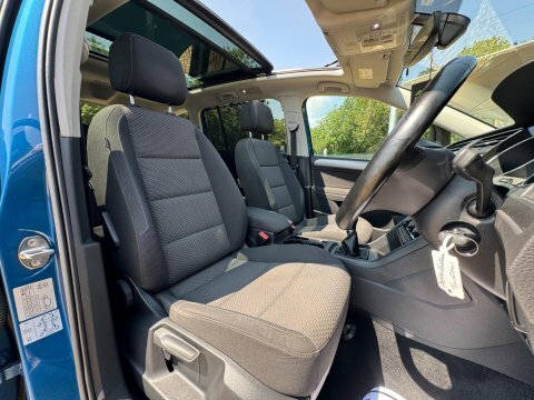 Volkswagen Touran 1.6 Tdi Bluemotion Blue #2