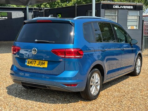 Volkswagen Touran 1.6 Tdi Bluemotion Blue #4