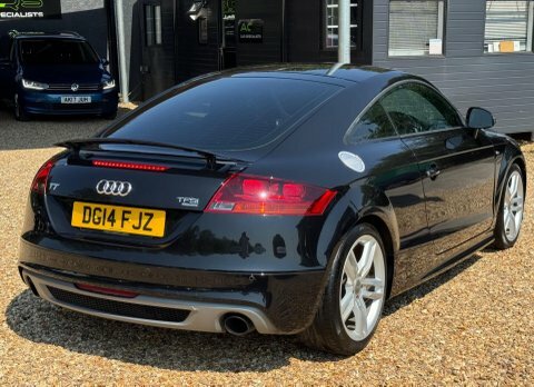 Audi TT 2.0 Tfsi S Black #6