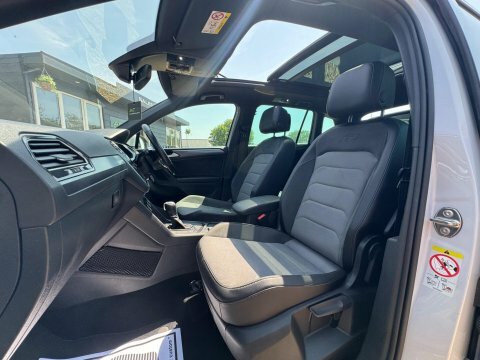 Volkswagen Tiguan 2L Se Navigation Black #23