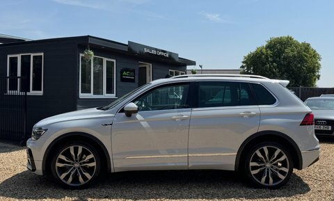 Volkswagen Tiguan 2L Se Navigation Black #10