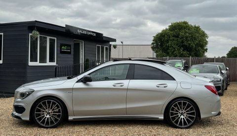 Mercedes-Benz CLA Class Saloon White #9