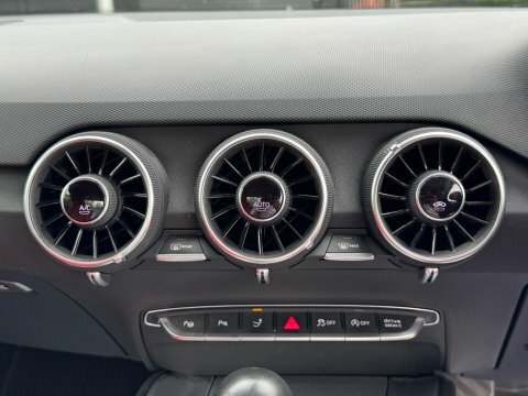 Audi TT 2.0 Tdi Ultra Sport Grey #28