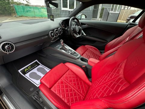 Audi TT 2.0 Tdi Ultra Sport Grey #24