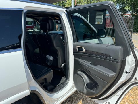 Jeep Grand Cherokee 3.0 V6 Crd Laredo White #21
