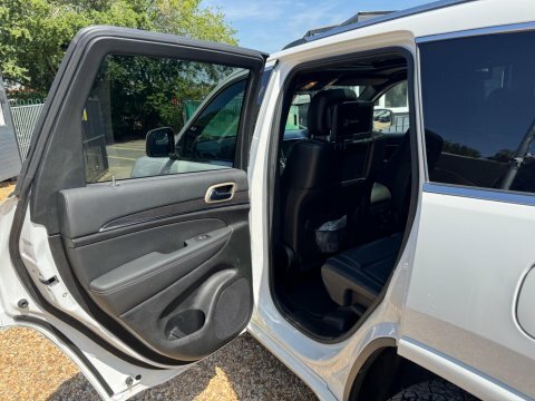 Jeep Grand Cherokee 3.0 V6 Crd Laredo White #25