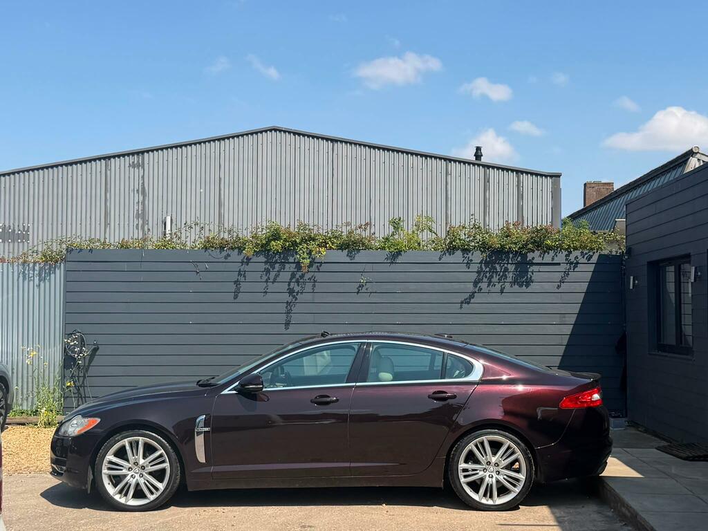 Jaguar XF 3.0D V6 Portfolio Euro 5 OO03CCP Red #4