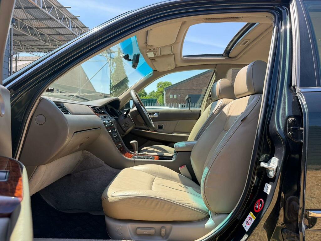 Honda Legend 3.5 4dr Green #6
