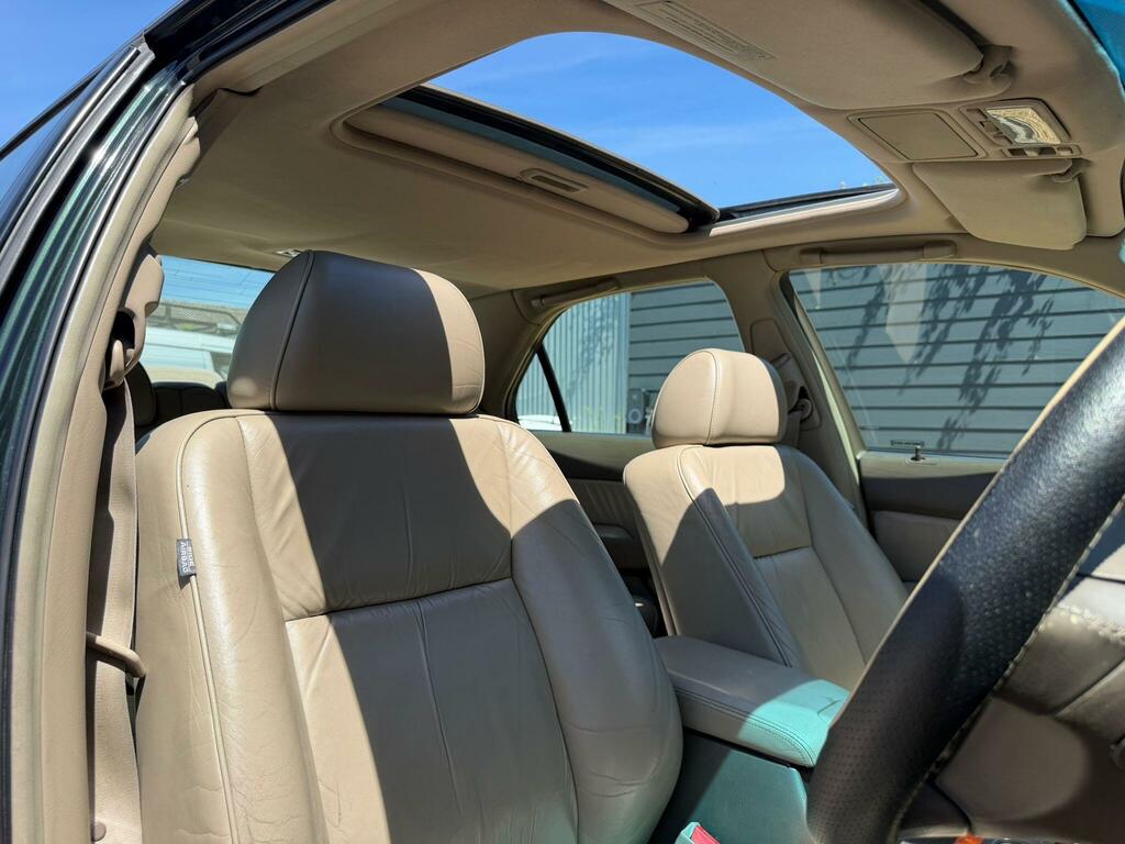 Honda Legend 3.5 4dr Green #3