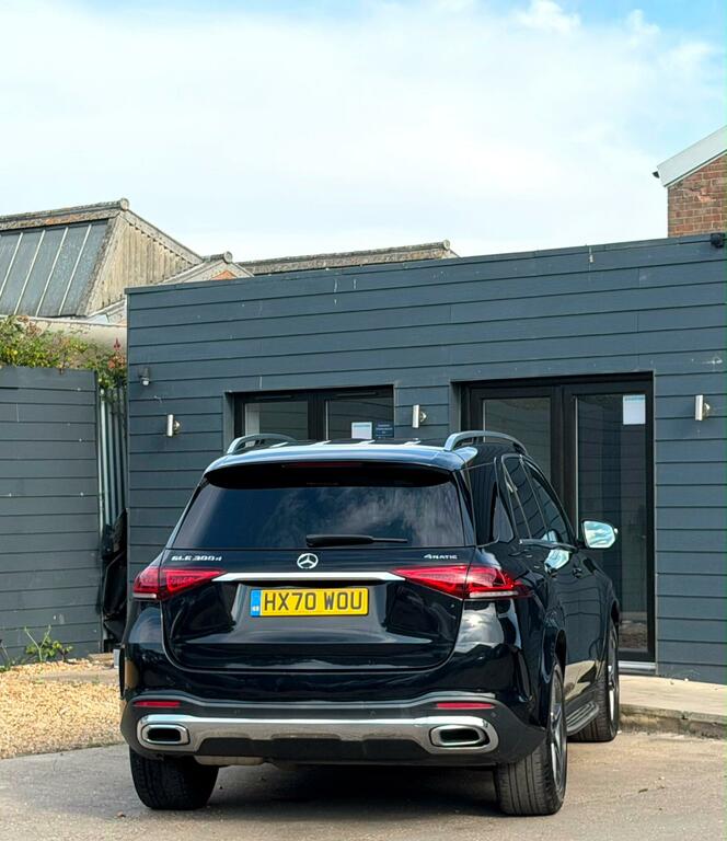 Mercedes-Benz GLE Class Amg Line Black #3