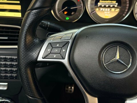 Mercedes-Benz C Class #32