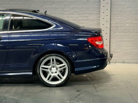 Mercedes-Benz C Class #44