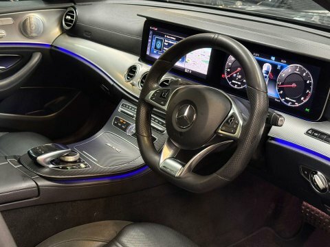 Mercedes-Benz E Class 4.0 Amg E GO02KHN Black #2