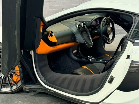 McLaren 570S 3.8T V8 Coupe White #6