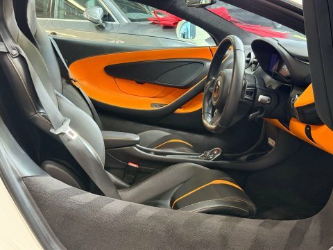 McLaren 570S 3.8L V8 Ssg 562 Bhp Grey #77