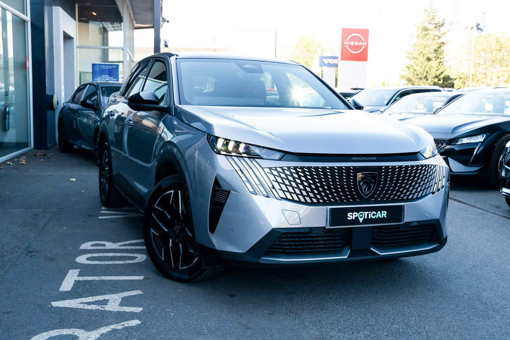 Peugeot 3008 1.2 Hybrid 136 Gt E-dsc6 Grey