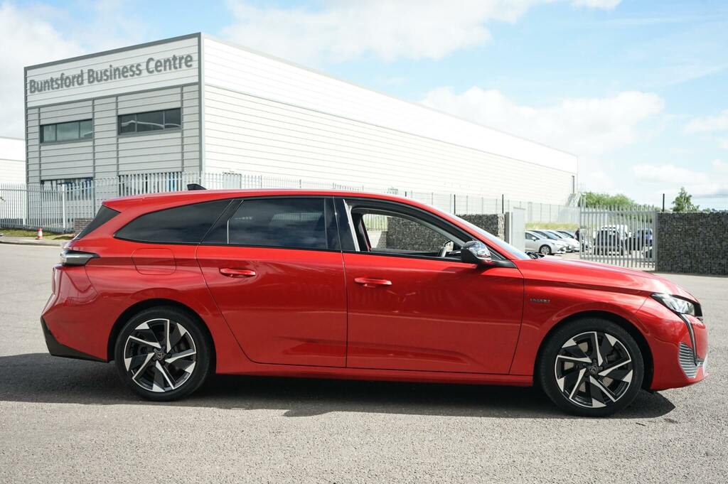 Peugeot 308 1.6 Plug-in Hybrid Allure Premium E-eat8 Red #5