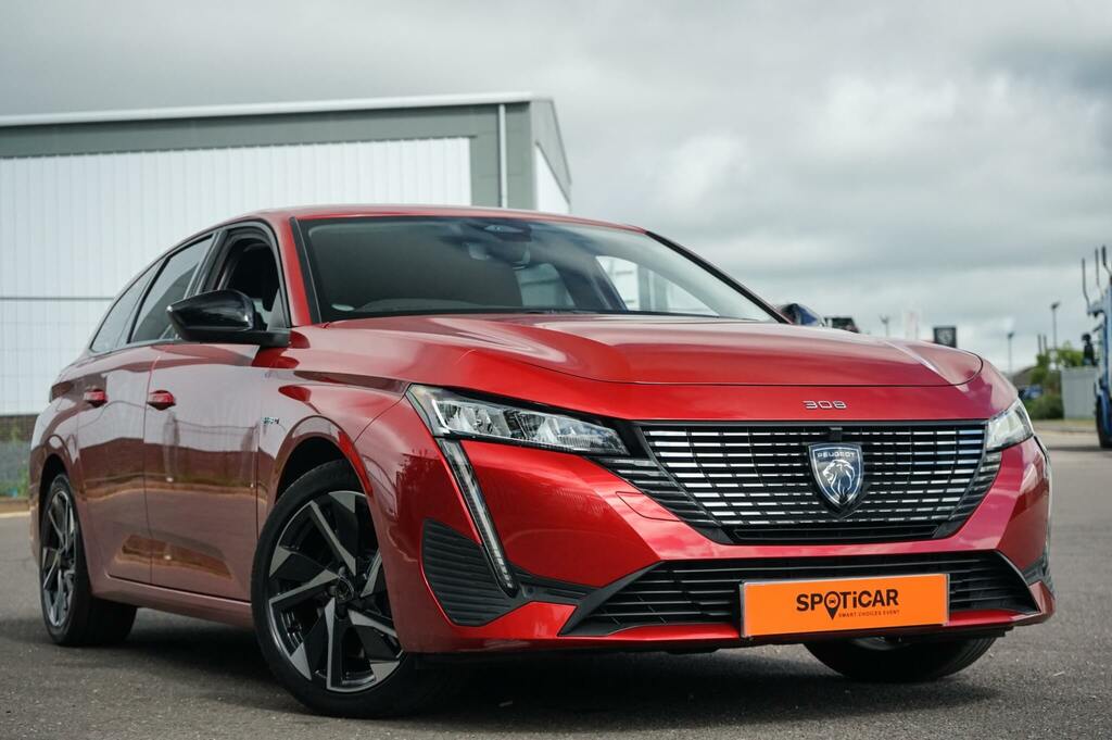 Peugeot 308 1.6 Plug-in Hybrid Allure Premium E-eat8 Red