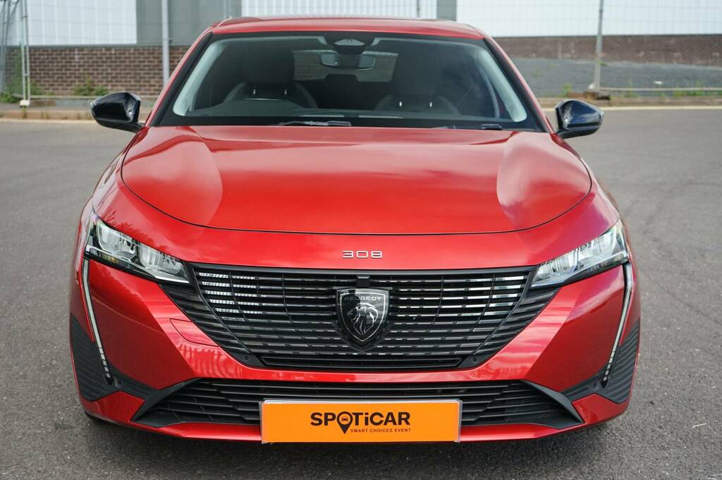 Peugeot 308 1.6 Plug-in Hybrid Allure Premium E-eat8 Red #3