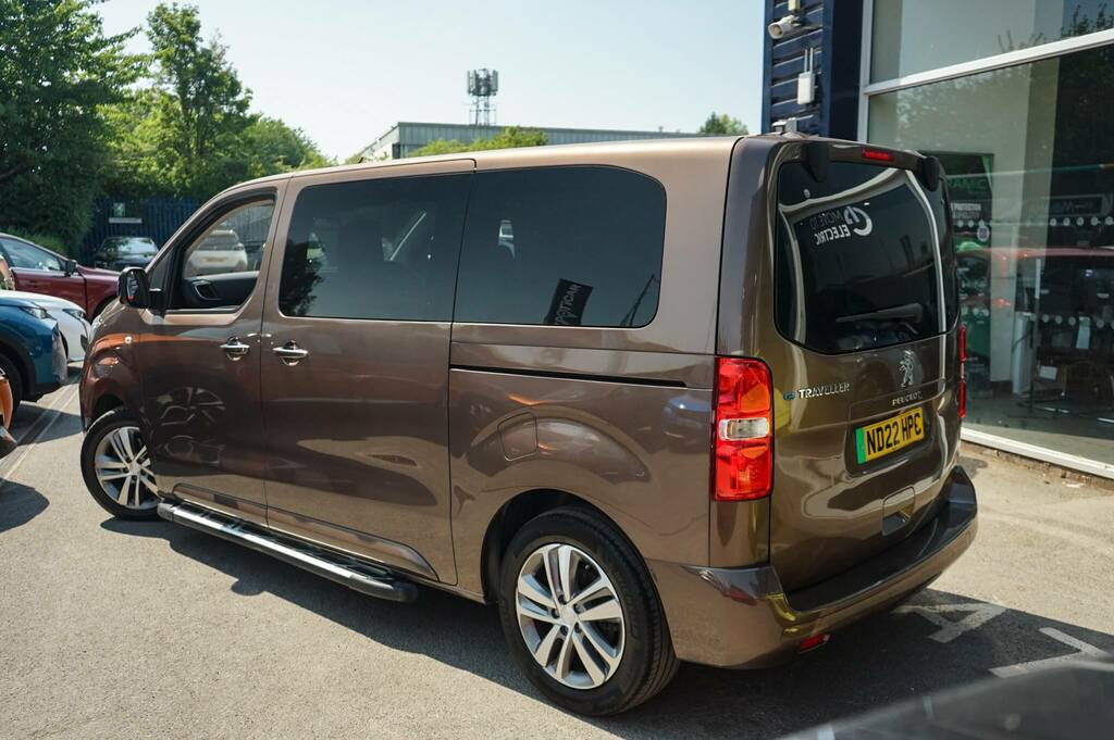 Peugeot e-Traveller 50 Kwh 136 1-Speed Brown #2