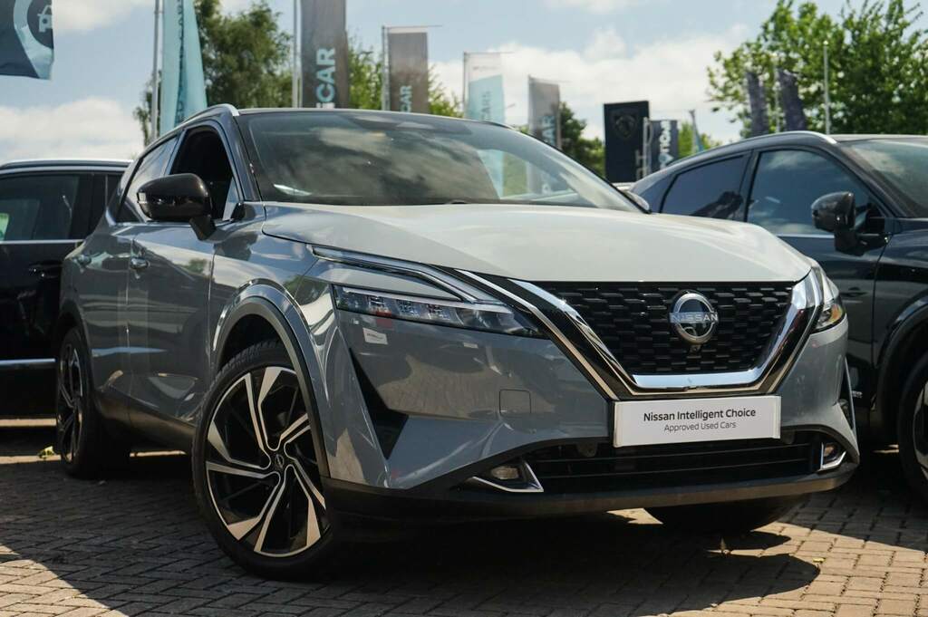 Nissan Qashqai 1.3 Dig-t Mh 158 Tekna Grey