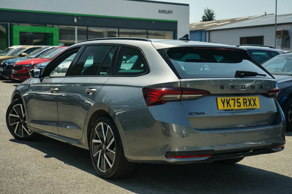Skoda Octavia 2.0 Tdi 150 Sportline Dsg YK75RXX Grey #3