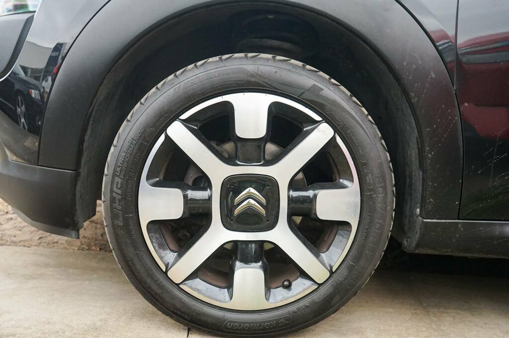 Citroen C4 Cactus 1.2 Puretech 82 Flair Etg Black #5