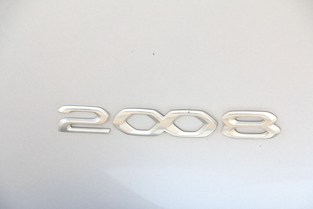 Peugeot 2008 1.2 Puretech 130 Allure Premium Eat8 SH22JNJ Grey #6