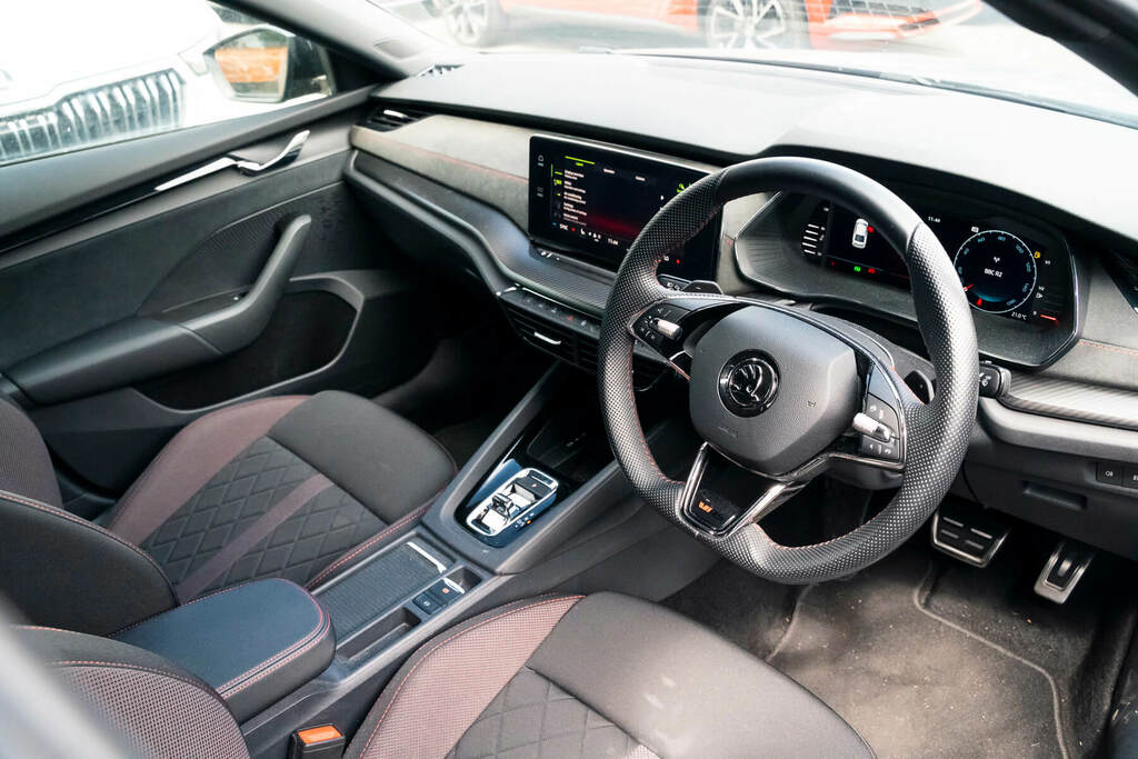 Skoda Octavia 2.0 Tsi Vrs Dsg Grey #3
