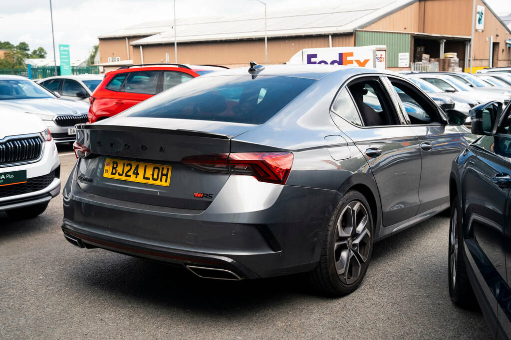 Skoda Octavia 2.0 Tsi Vrs Dsg Grey #4