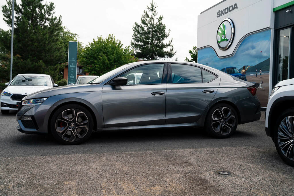 Skoda Octavia 2.0 Tsi Vrs Dsg Grey #5
