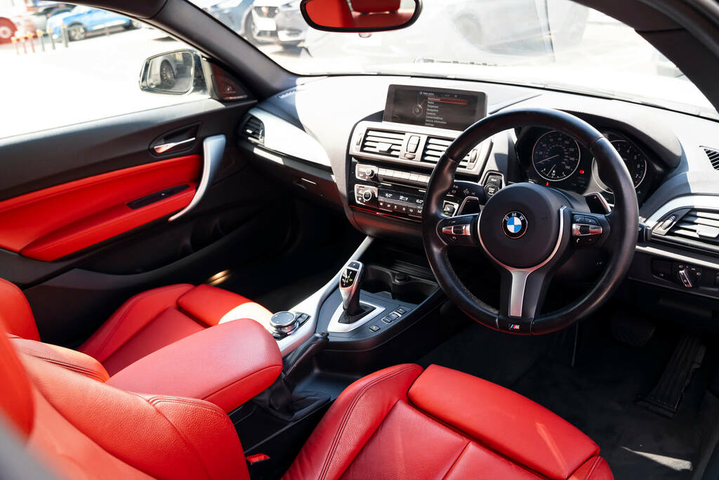 BMW 2 Series M235i Step YP16VLV White #6