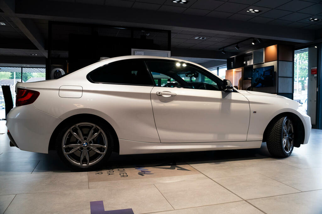 BMW 2 Series M235i Step YP16VLV White #4