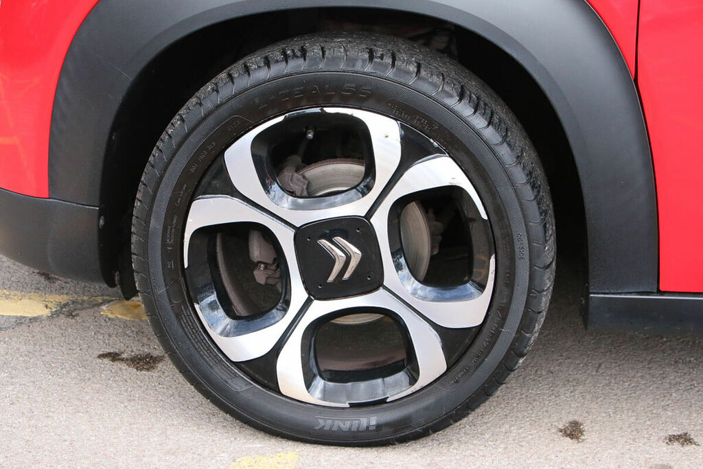 Citroen C3 Aircross 1.2 Puretech Flair Red #5
