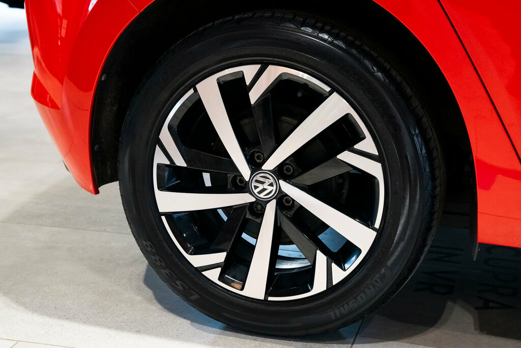 Volkswagen Polo 1.0 Tsi 95 Beats GL68NLF Red #5
