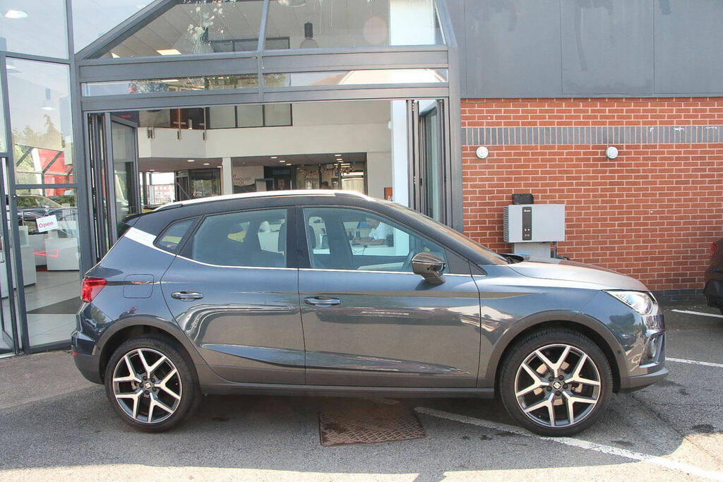 Seat Arona 1.0 Tsi 110 Xcellence Lux Ez Dsg Grey #4