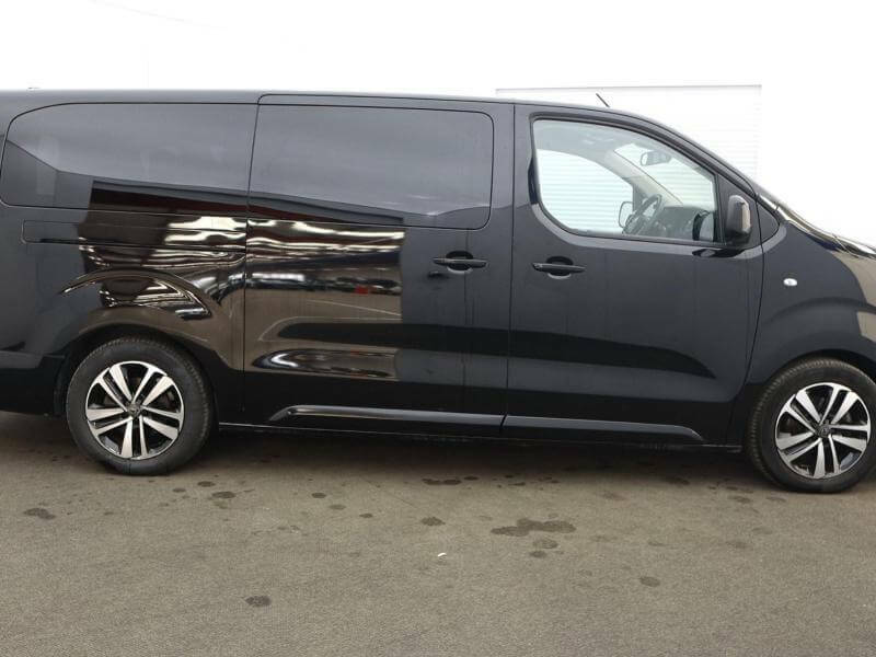 Peugeot e-Traveller 100Kw Allure Long 8 Seat 75Kwh Black #2