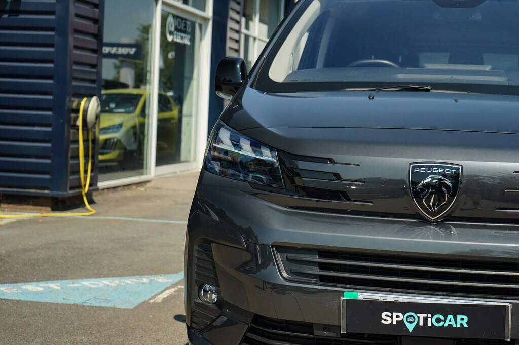 Peugeot e-Traveller 100Kw Allure Long 8 Seat 75Kwh Grey #5