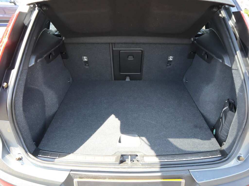 Volvo XC40 T4 Awd Inscription Leather Upholstery, Lane Blue #16