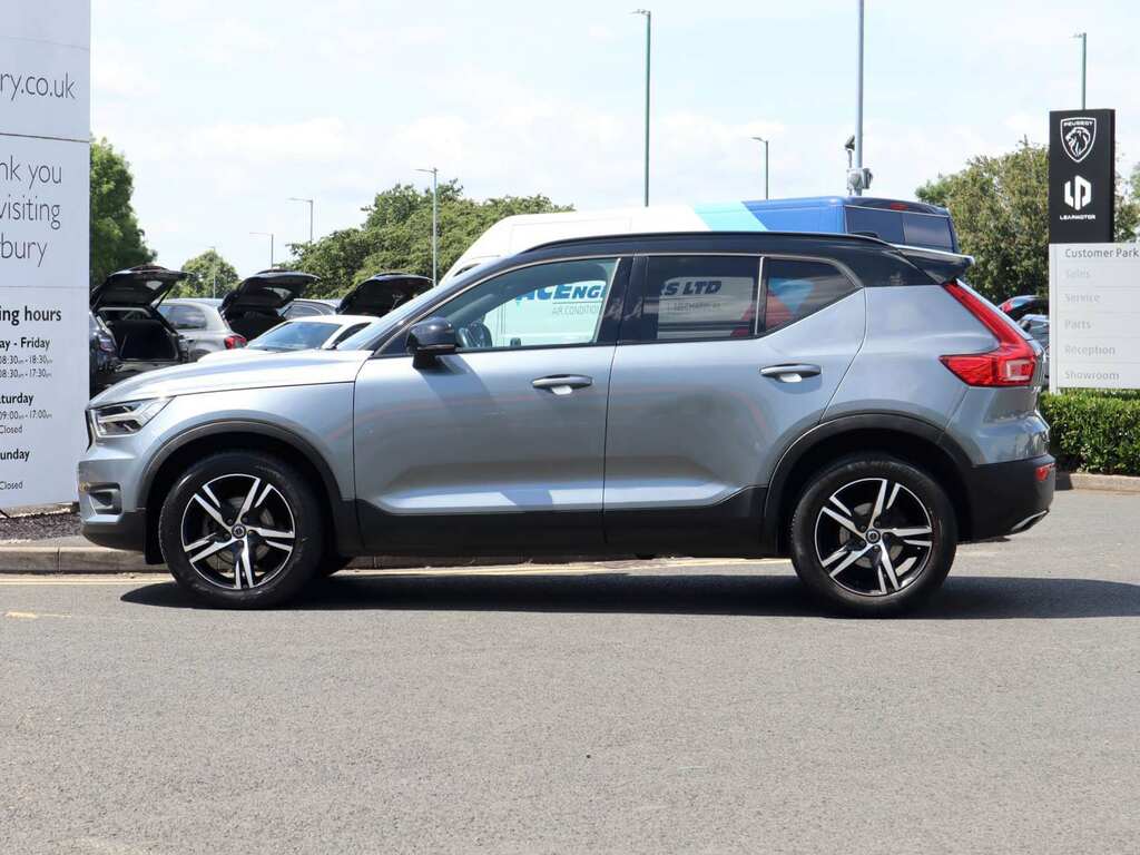Volvo XC40 T3 Grey #2