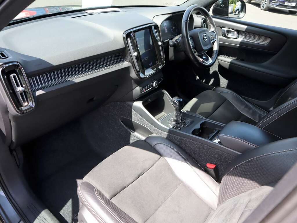 Volvo XC40 T4 Awd Inscription Leather Upholstery, Lane Blue #33