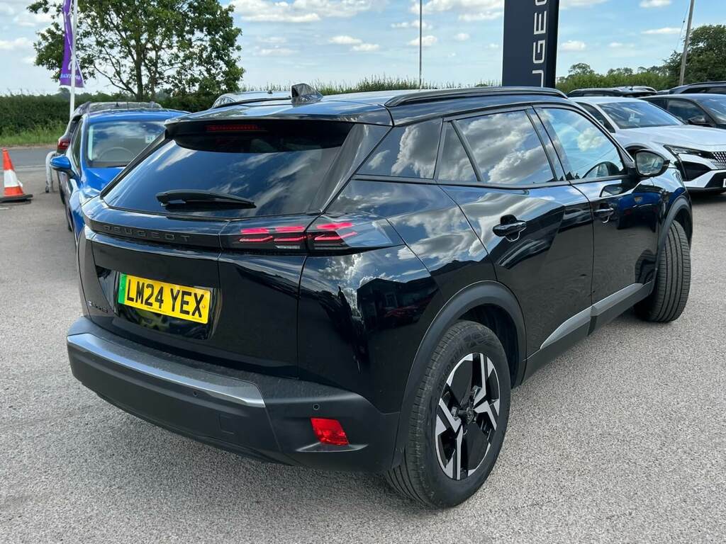 Peugeot e-2008 100Kw Allure 50Kwh Black #4