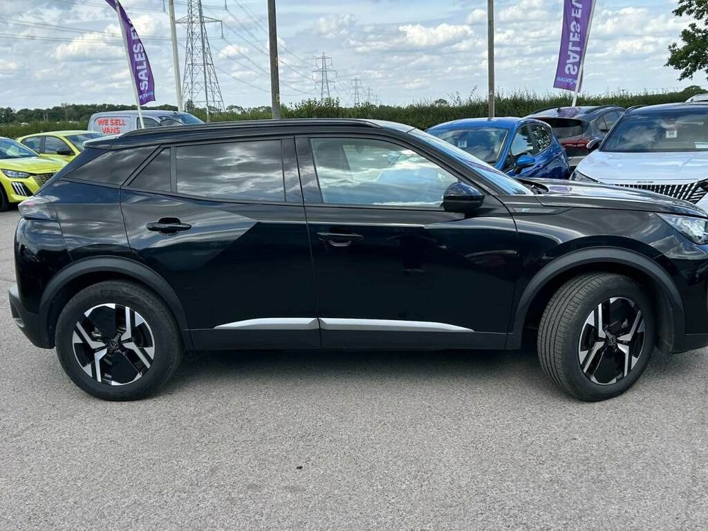 Peugeot e-2008 100Kw Allure 50Kwh Black #3