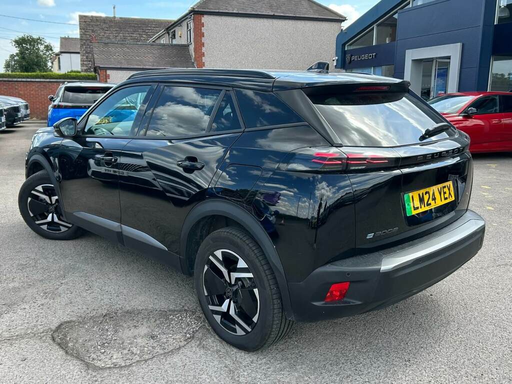 Peugeot e-2008 100Kw Allure 50Kwh Black #2