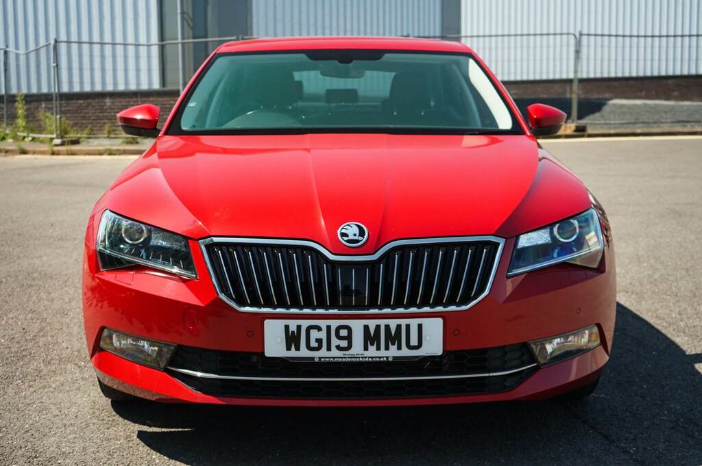 Skoda Superb 1.5 Tsi Se L Executive Red #5