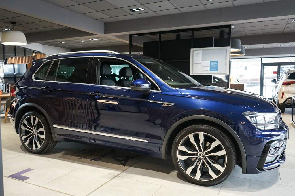 Volkswagen Tiguan 2.0 Tdi 150 R-line DG68NLO Blue #4