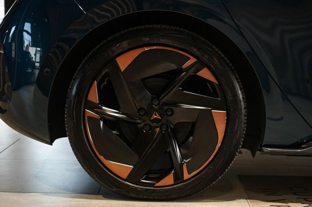 Cupra Born 169Kw E-boost V3 77Kwh SM23UEU Blue #5