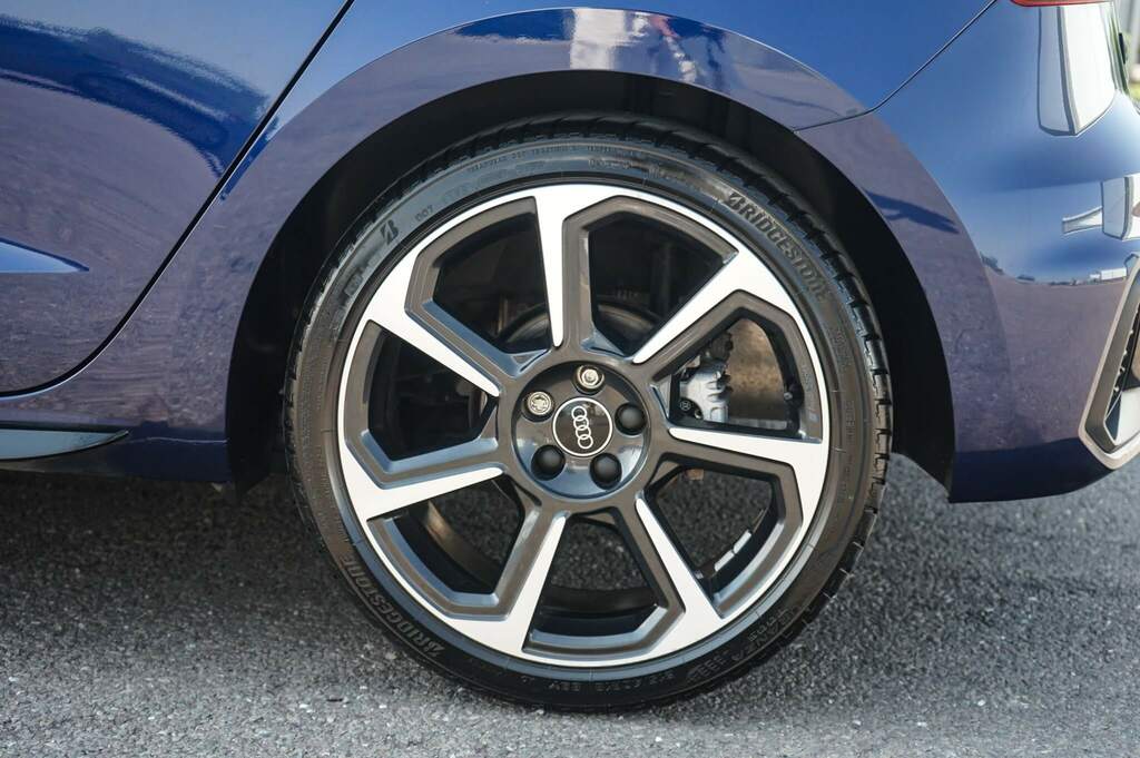 Audi A1 35 Tfsi Black Edition S Tronic FV74OGF Blue #5