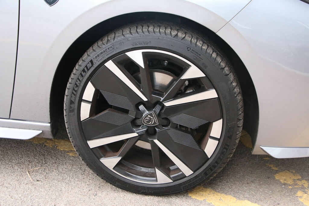Peugeot 308 1.2 Hybrid 136 Gt E-dsc6 White #16